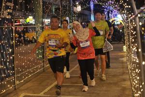 BIB: 4191, 3832
                            <button type="button" onclick="openModal(26274626)" class="btn btn-primary btn-sm float-right btn-popup" data-toggle="modal" data-target=".modal-high-quality">
                        <i class="fas fa-shopping-cart"></i> Add to Cart
                    </button>
                                            <button type="button" onclick="isThisMe(26274626, true)" class="btn btn-success btn-sm float-right btn-popup btn-isme hidden" data-toggle="tooltip" data-placement="bottom" title="นี่คือรูปของคุณใช่ไหม คลิกที่นี่เพื่อเอาเข้าอัลบั้ม">
                        <i class="fas fa-plus"></i> Add to album
                    </button>
                    <button type="button" onclick="isThisMe(26274626, false)" class="btn btn-warning btn-sm float-right btn-popup btn-isnotme hidden">
                        <i class="fas fa-ban"></i> Remove from album
                    </button>